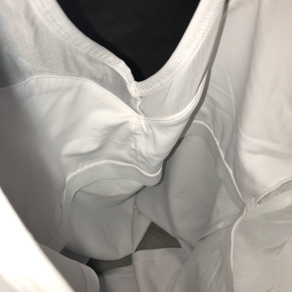 Fabletics Estelle Performance Tank White w/ mesh M - Picture 6 of 8